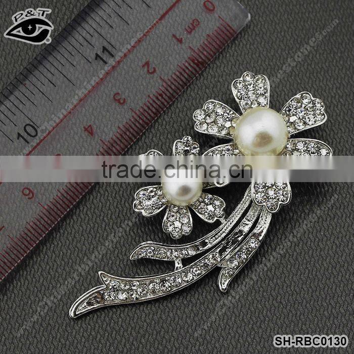 Rhinestone brooches Fashion design brooch for Dress clothing