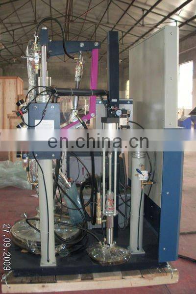 Insulating glass washing and drying machine with outside flat panel press