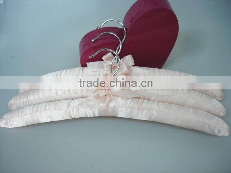 EM1307-002 salmon color satin hanger orange fabric hanger