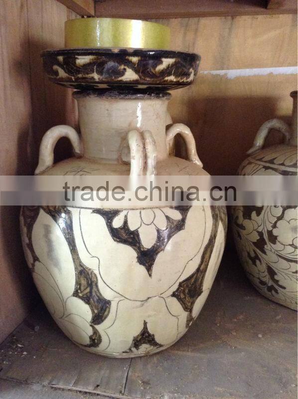 Chinese antique ceramic vase for home deco