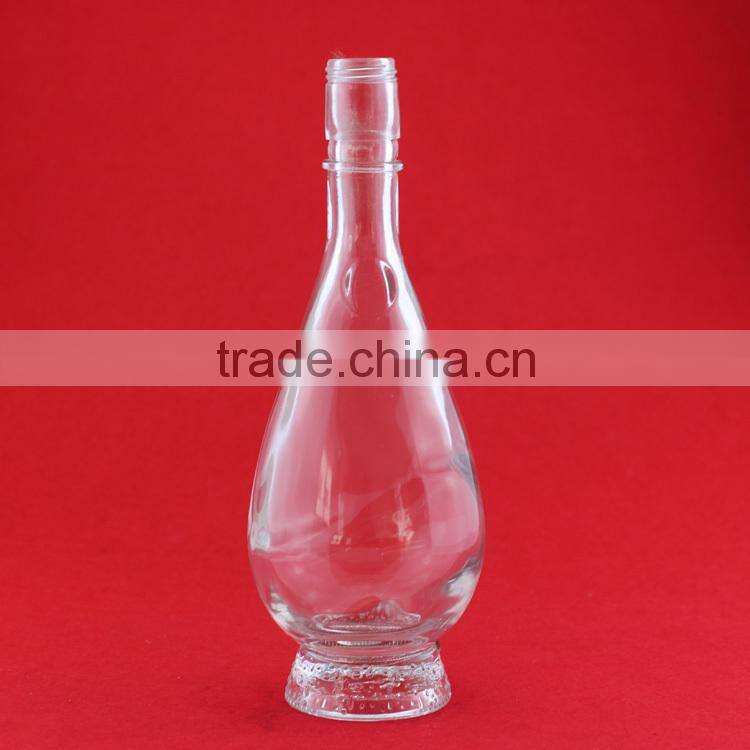Beverage industrial use and glass material glass sauce bottle