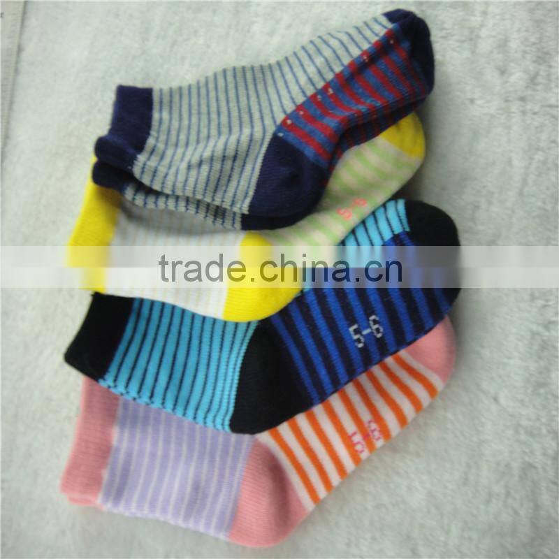 2015 Best sell cute design custom baby socks