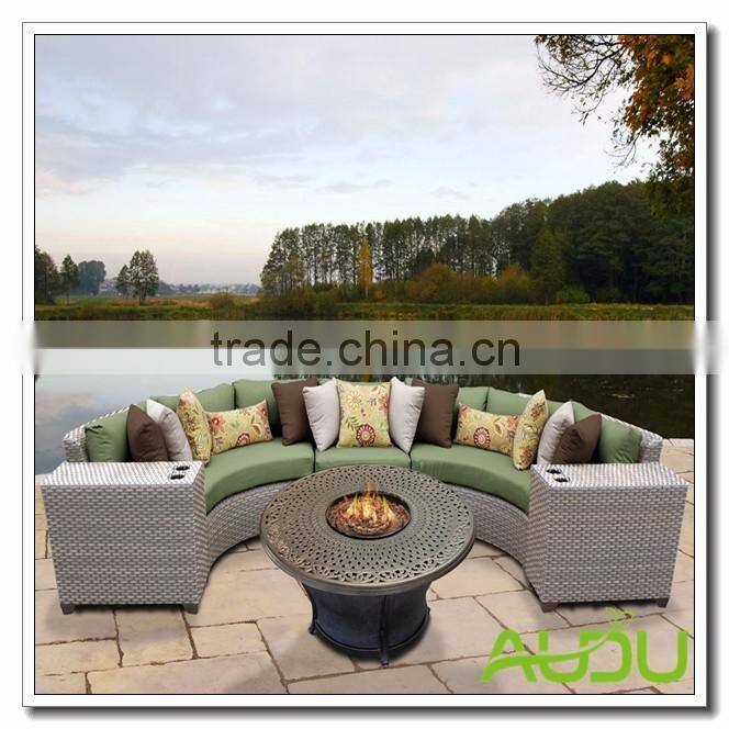 Circle outdoor furniture garden set