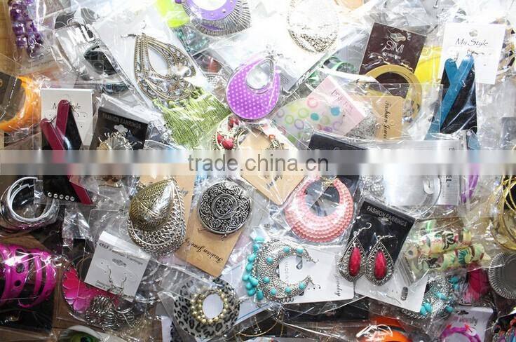 GZY cheap sales to the global and africanafrican wood earrings