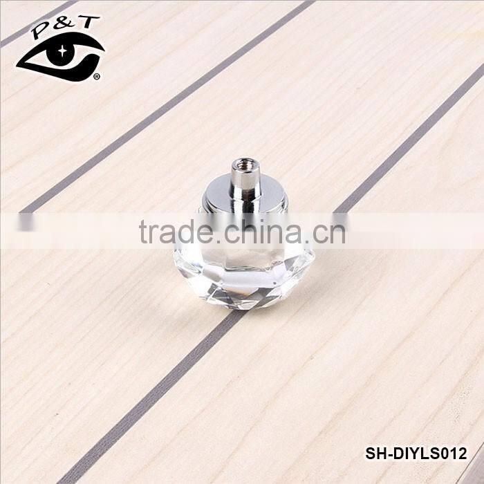 33MM Crystal Diamond Shaped Cupboard Handle