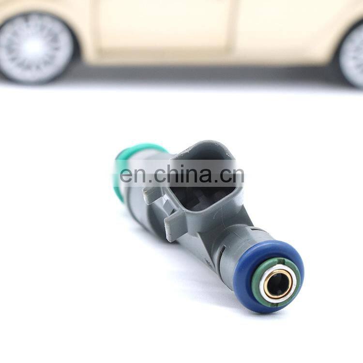 China Hengney auto part 12613163 for Chevrolet HHR 2.2L 2.4L L4 2009-2012 Fuel Injector fuel nozzle