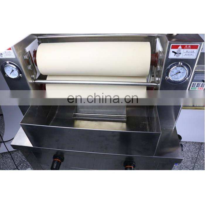 Laboratory padding mangle for textile industry