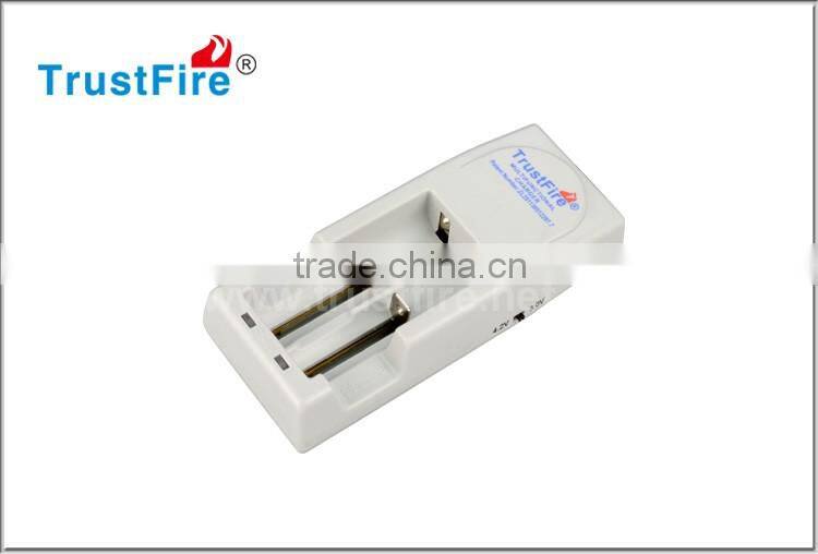 wholesales Charger TR-001 TrustFire automatic battery charger 18650 battery charger US,Aus,UK and EU Plug