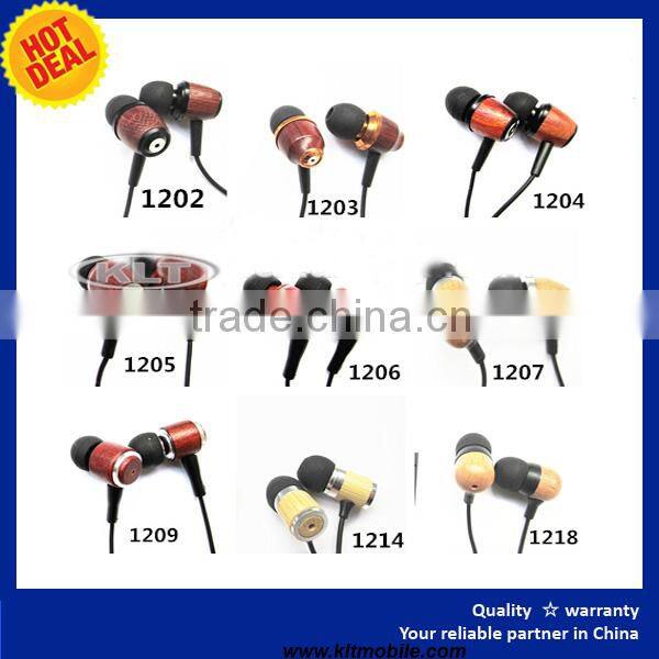 Stereo in ear earbuds headphone wooden design