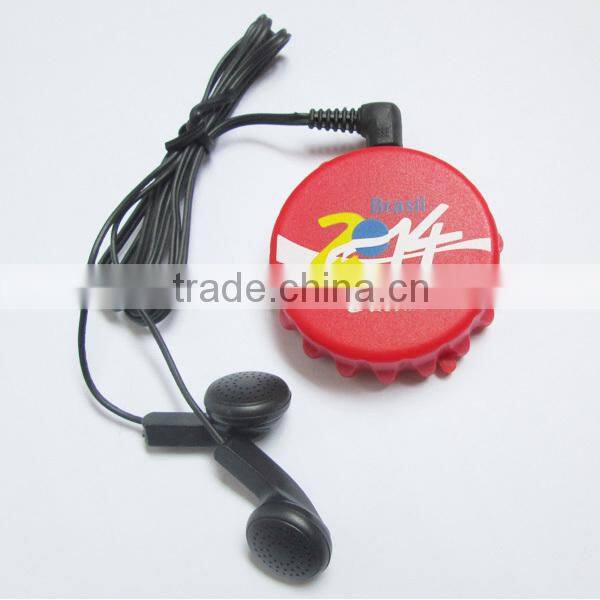 bottle cap shape mini portable fm radio with keychain