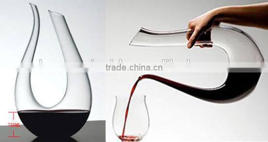 glass wine decanter with handle