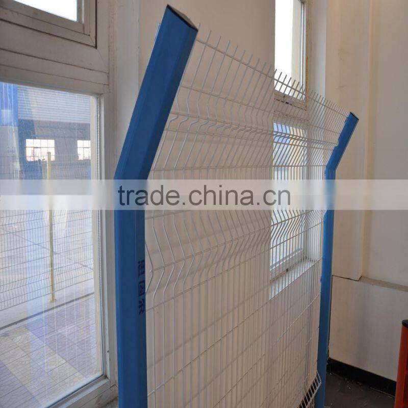 cheap 50*200 welded galvanized pvc coated wire mesh fence for backyard