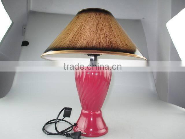 stock wholesale cheap price ceramic base home decoration table lamp for home/hotel decor