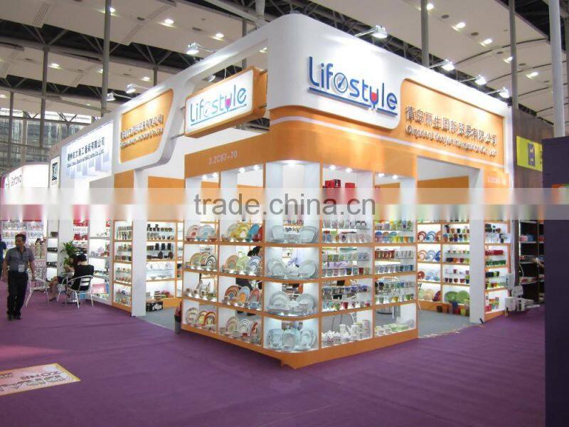 big ceramic baking tray,ceramic ovenware cassrole with relief logo,stoneware bakeware plate