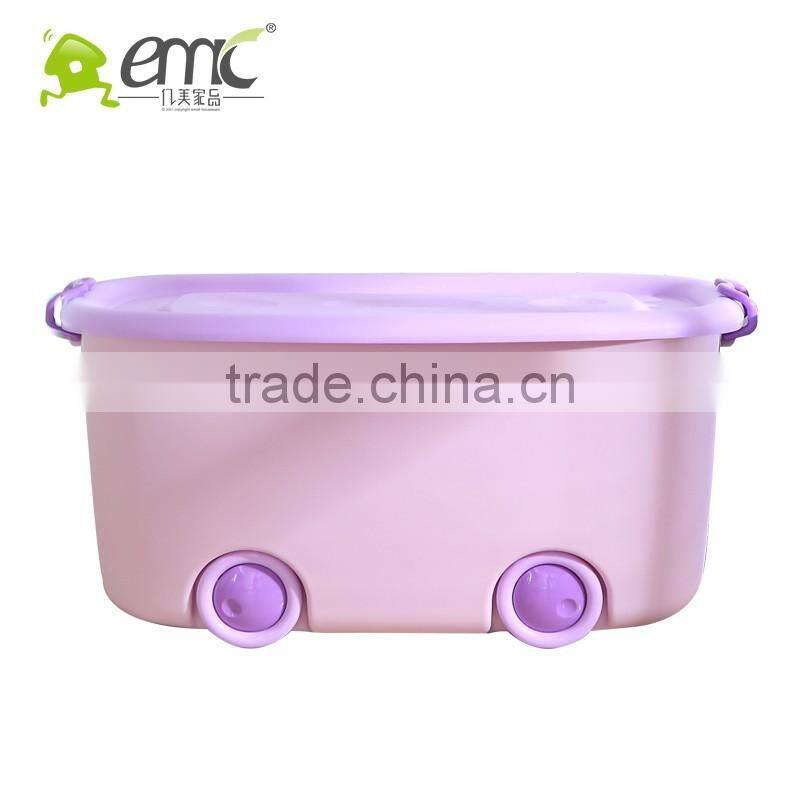 1929 Plastic Storage boxes with lids, wheels and handles