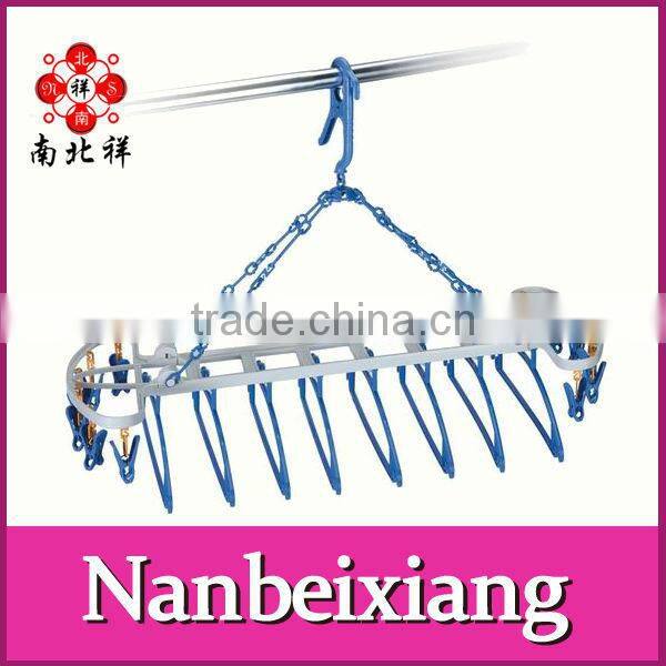 Plastic Clothes Drying Rack With 28 Pegs