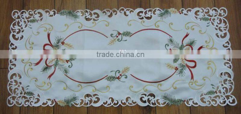Embroidered Holiday Hollyberry Table Linens Runner