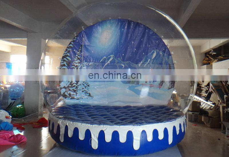 Lattest design xmas decoration plastic snow globe with photo insert
