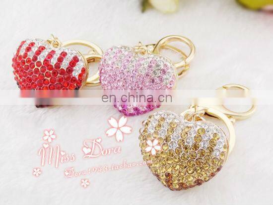 3D Heart shaped diamond keychain CD-KD038