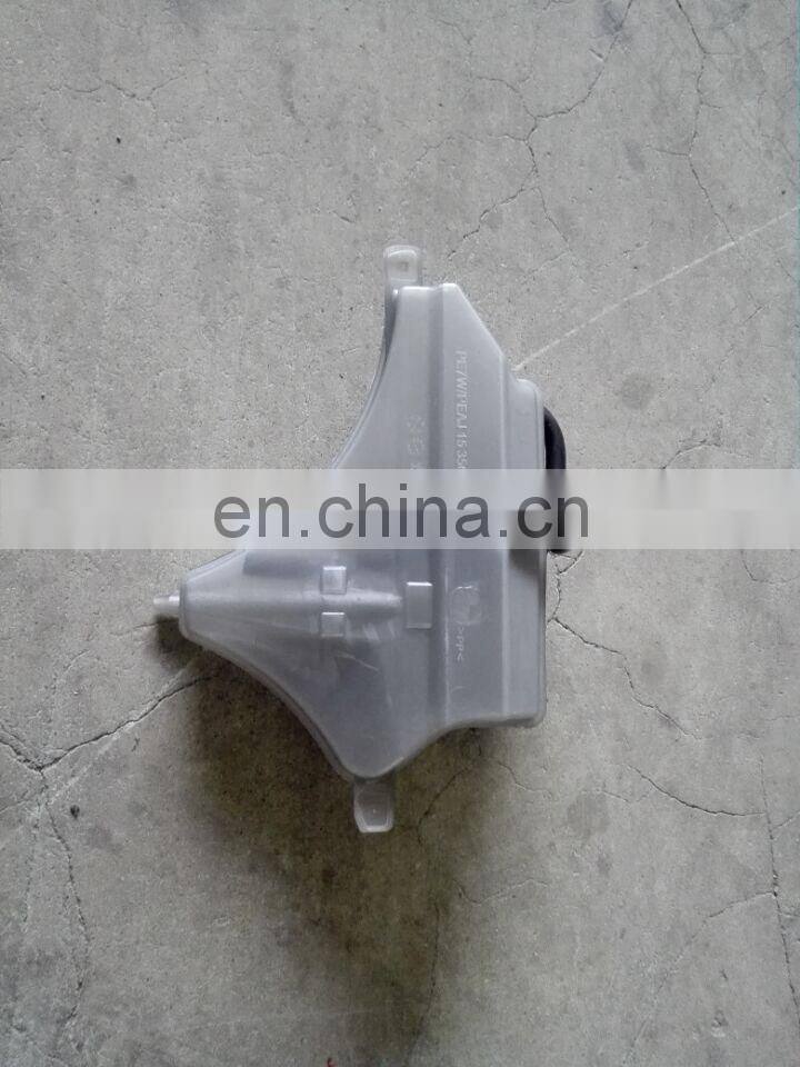 Car body parts want tank water pot for M3 M6 Axela CX-5 2014 2015 2016