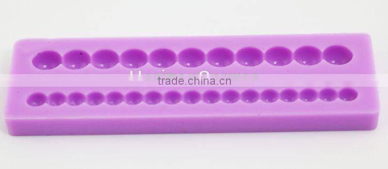 Custom design and Multi-shaped fondant and gumpaste tools