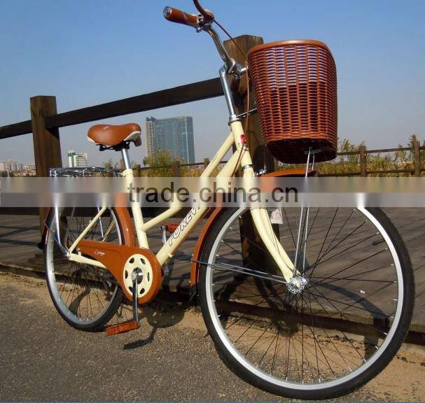 high quality plastic old style bike basket classical bicycle basket in brown color