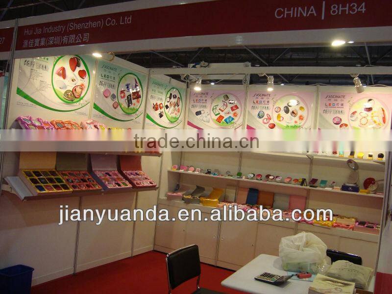 HOT! FASCINATE EXCLUSIVE Hello Kitty SILVER HANDHELD MIRROR MAKEUP MIRROR MUST HAVE!