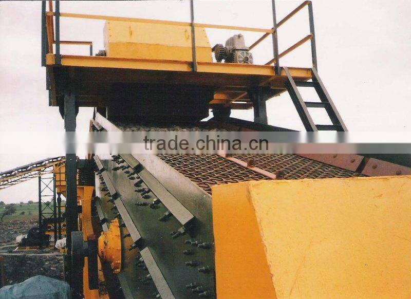 Hot vibrating screen in china