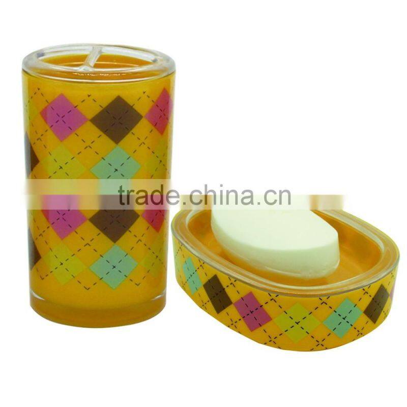 Double wall yellow plastic toothbrush holder with cheap price