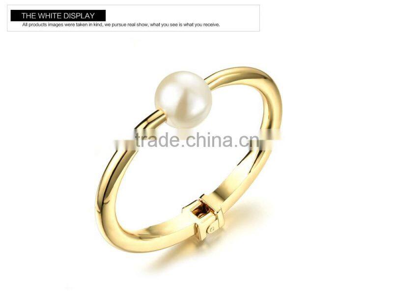 Opal Pearl Bangle Europe 18 K Gold Exaggerated Version Of Ms Wide Bracelet