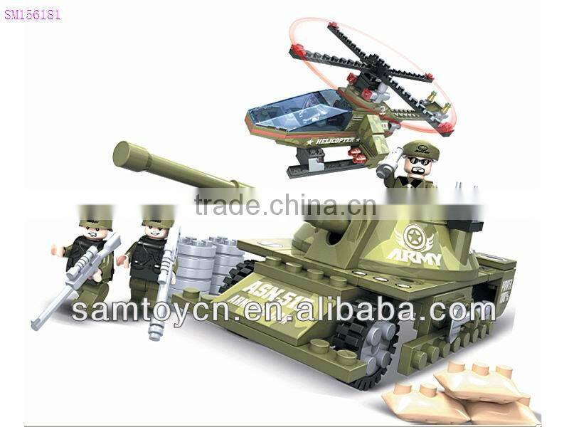 B/O Universal Toy Army Tank With Light & Music