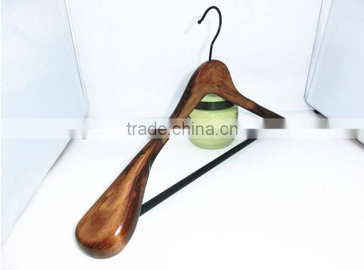 2016 New Promotional mutifunctional antiskid wooden coat hangers