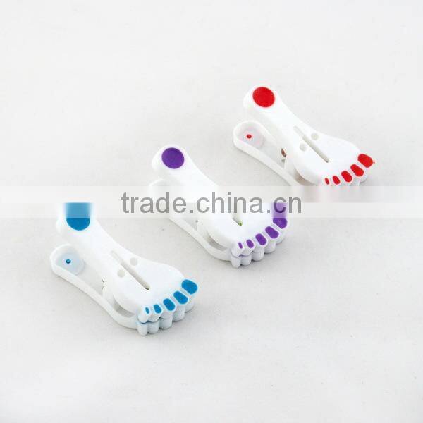 12PCS Plastic foot sharp mini clothespin