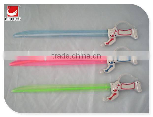 best selling 63 cm plastic weapon toys flashing green light musical sword