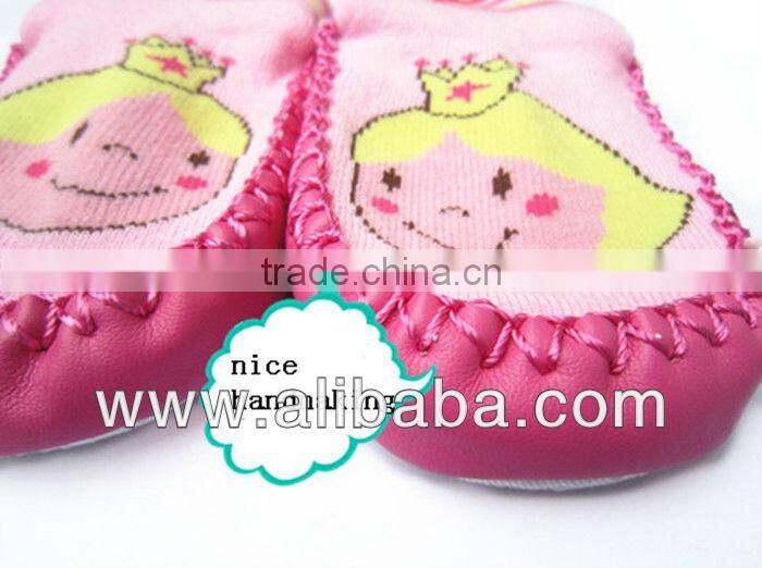 2013 small MOQ children socks floor socks indoor socks