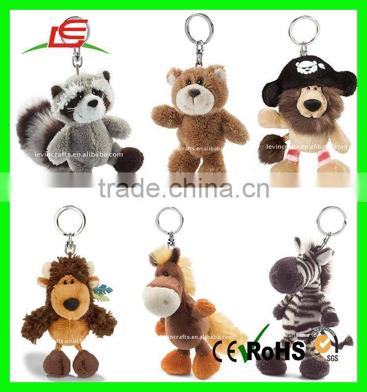 Factory customized hot selling lovely plush star shaped keychain
