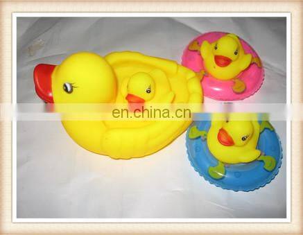 floating toy duck , rubber bath yellow duck toy