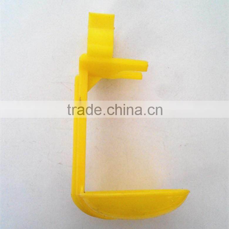 Automatic plastic poultry drinker drip cup/Poultry Drinker Hanging Drip Cups