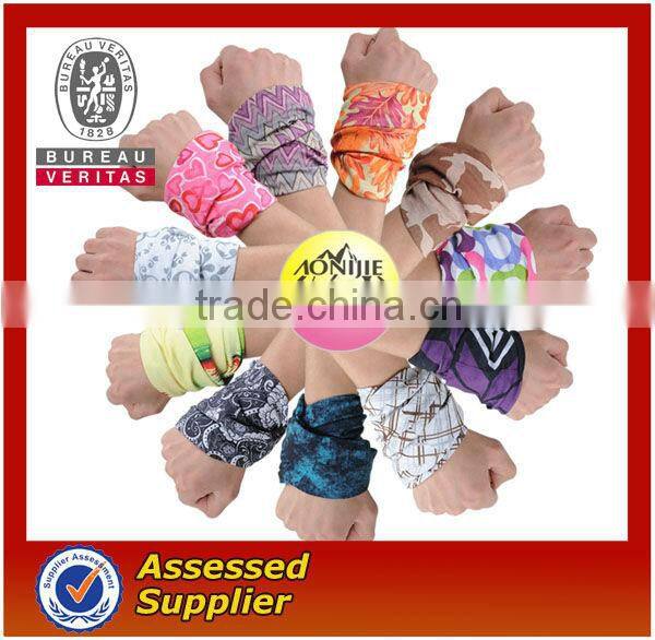 custom seamless scarf