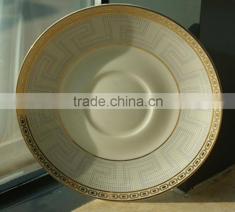 new year 2014 new design golden porcelain flower gold line stylish royal fine bone china cutlery set