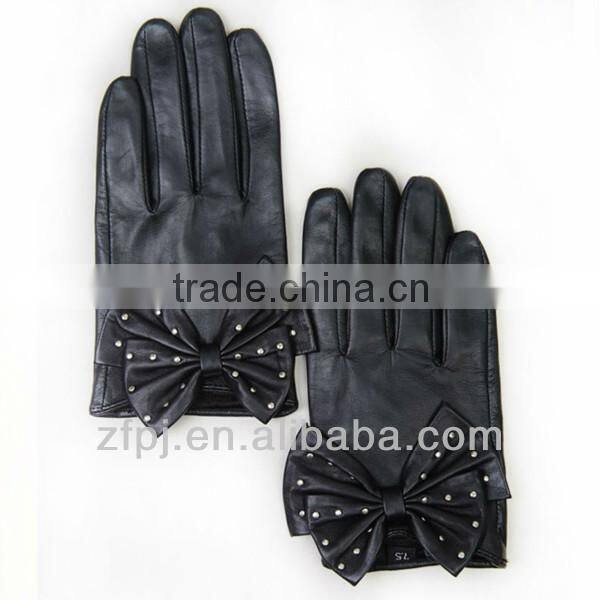 Sex short leather gloves with rivet for ladies