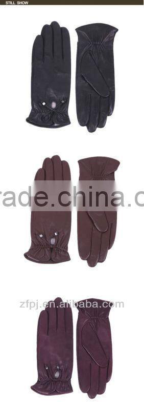customized logos glove stocklot made in china