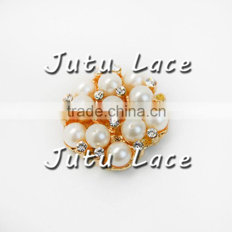 Boutique wedding dress/clothes/ latest Fashion bee Statement Necklace