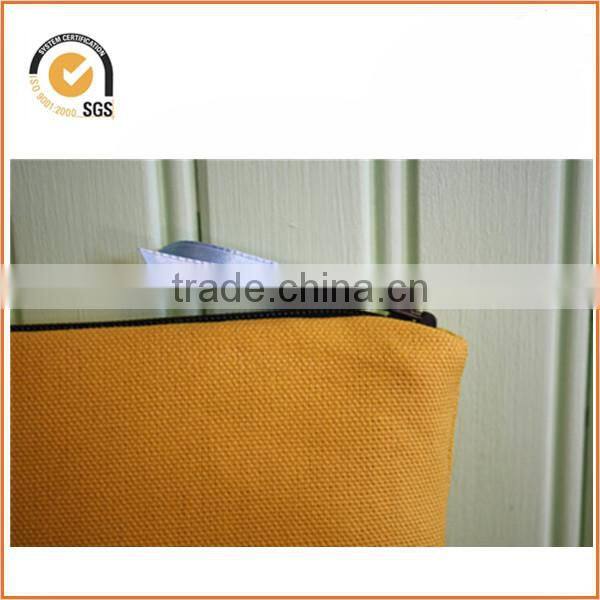 Vintage Camera Applique Zipper Pouch/Makeup Bag: Yellow Canvas with Colorful Stripe Fabric By Chiqun Dongguan CQ-H01095