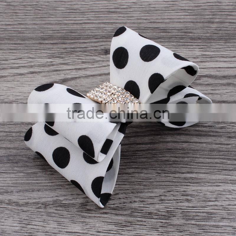 plastic bow flower clip wtih rhinestone center for kids hair accessories