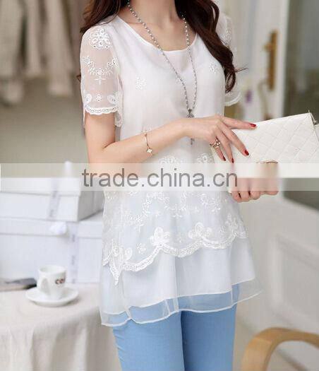 Embroidery lace chiffon round neck t- shirt with short sleeves