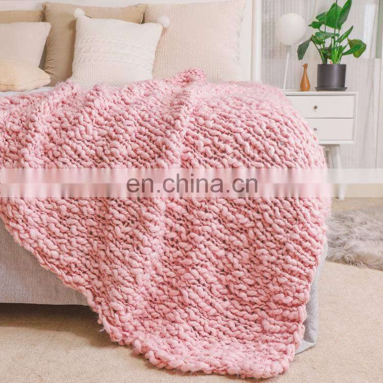 Heavy Cozy Premium Pink Chunky Handmade Knit Yarn Wool Blanket for Bedroom deco