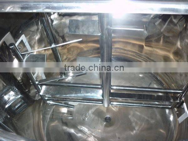 Industrial high shear powder detergent mixer