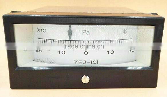 Rectangular diaphragm pressure gauge