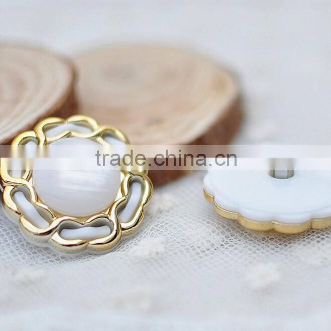 Custom Decorative Crystal Acrylic Buttons